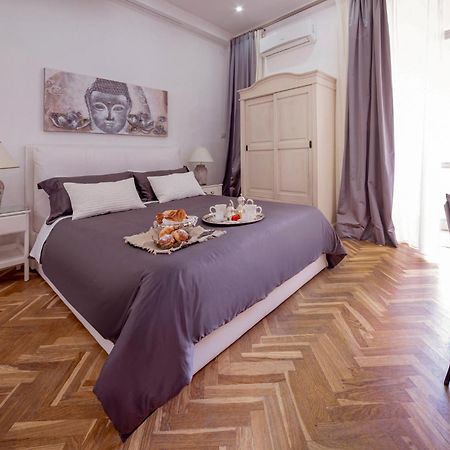B&B Palazzo Satriano Neapel Zimmer foto