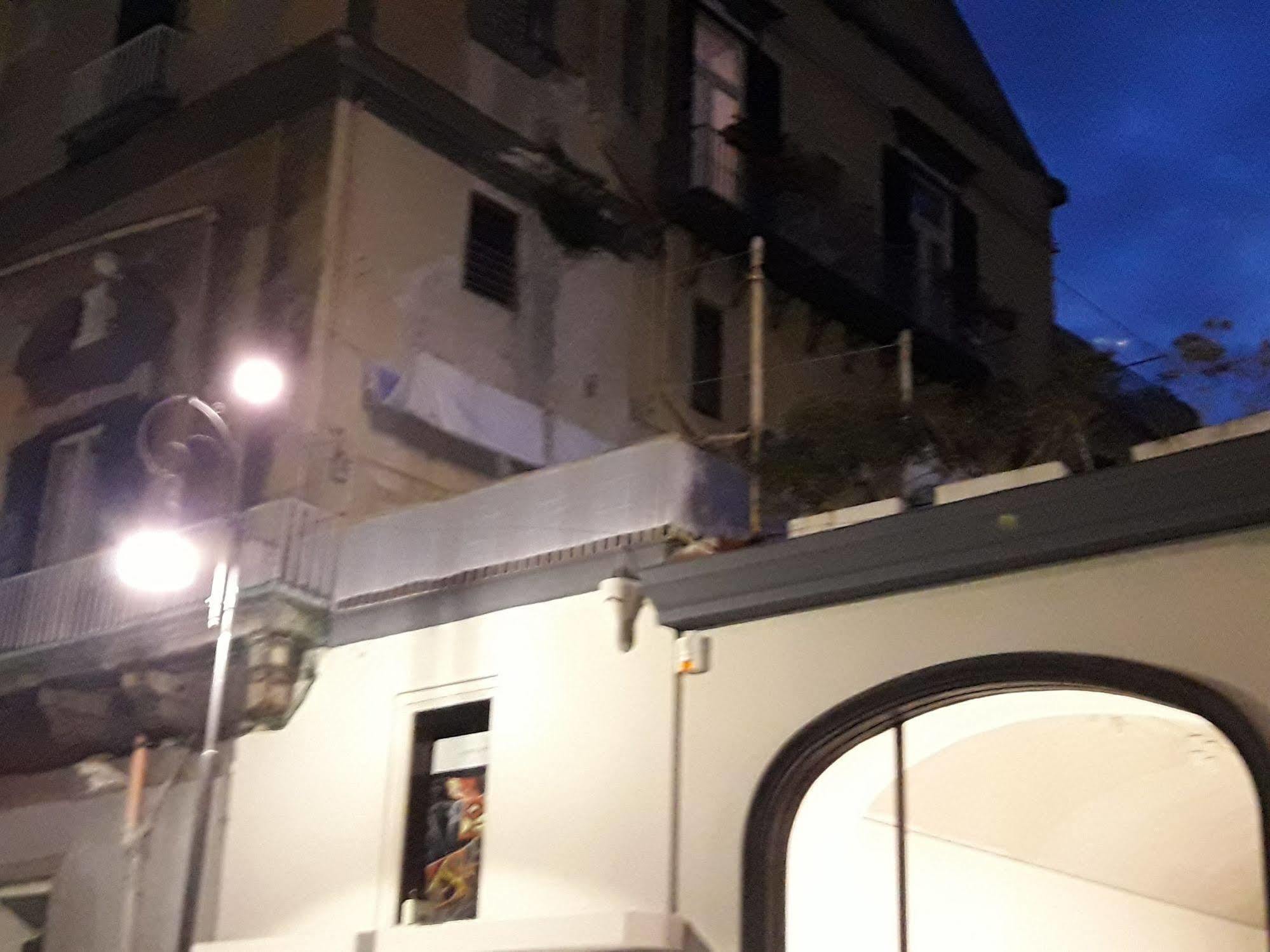 B&B Palazzo Satriano Neapel Exterior foto